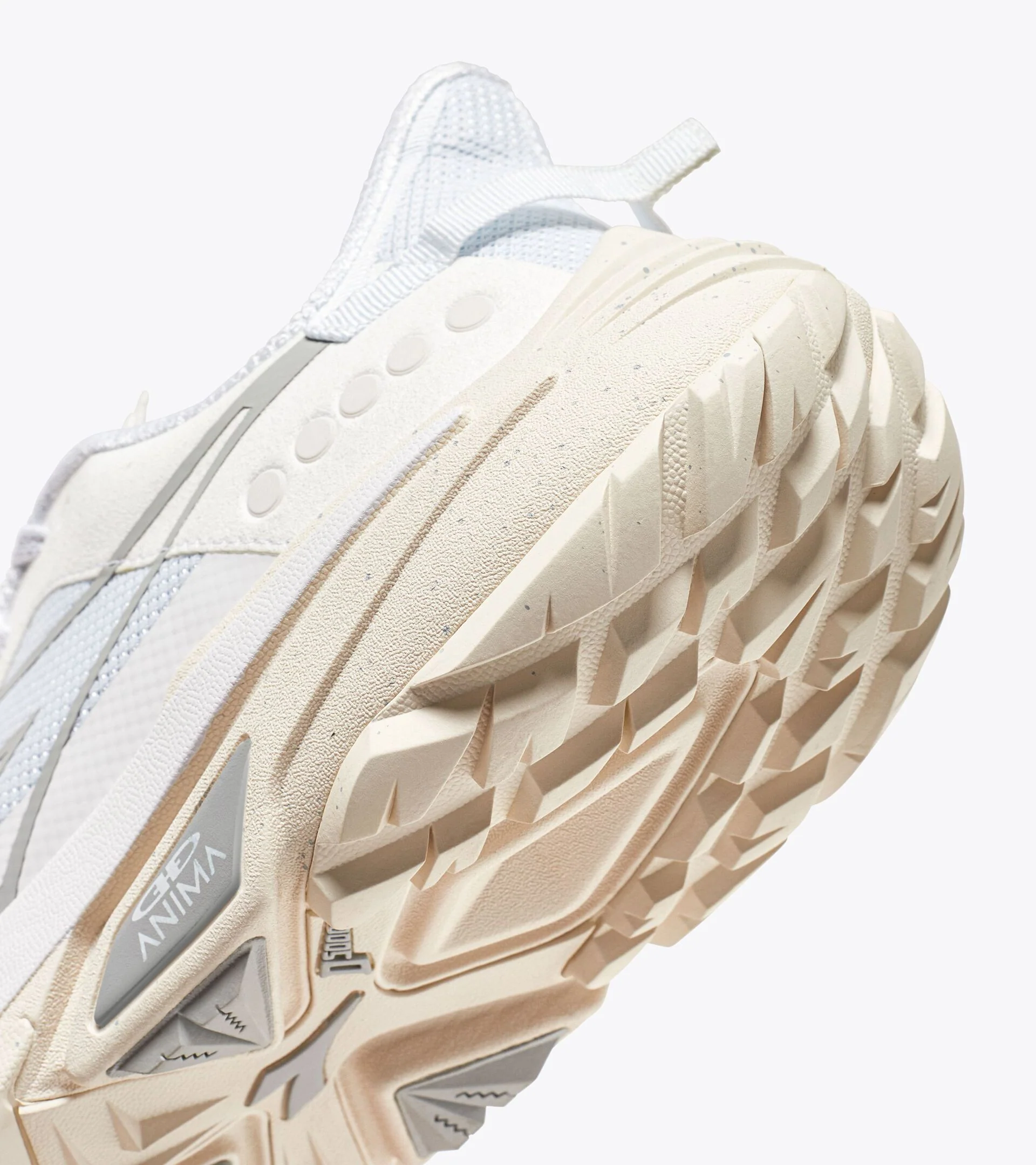 Diadora Women's Equipe Sestriere XT White Silver - Image 5