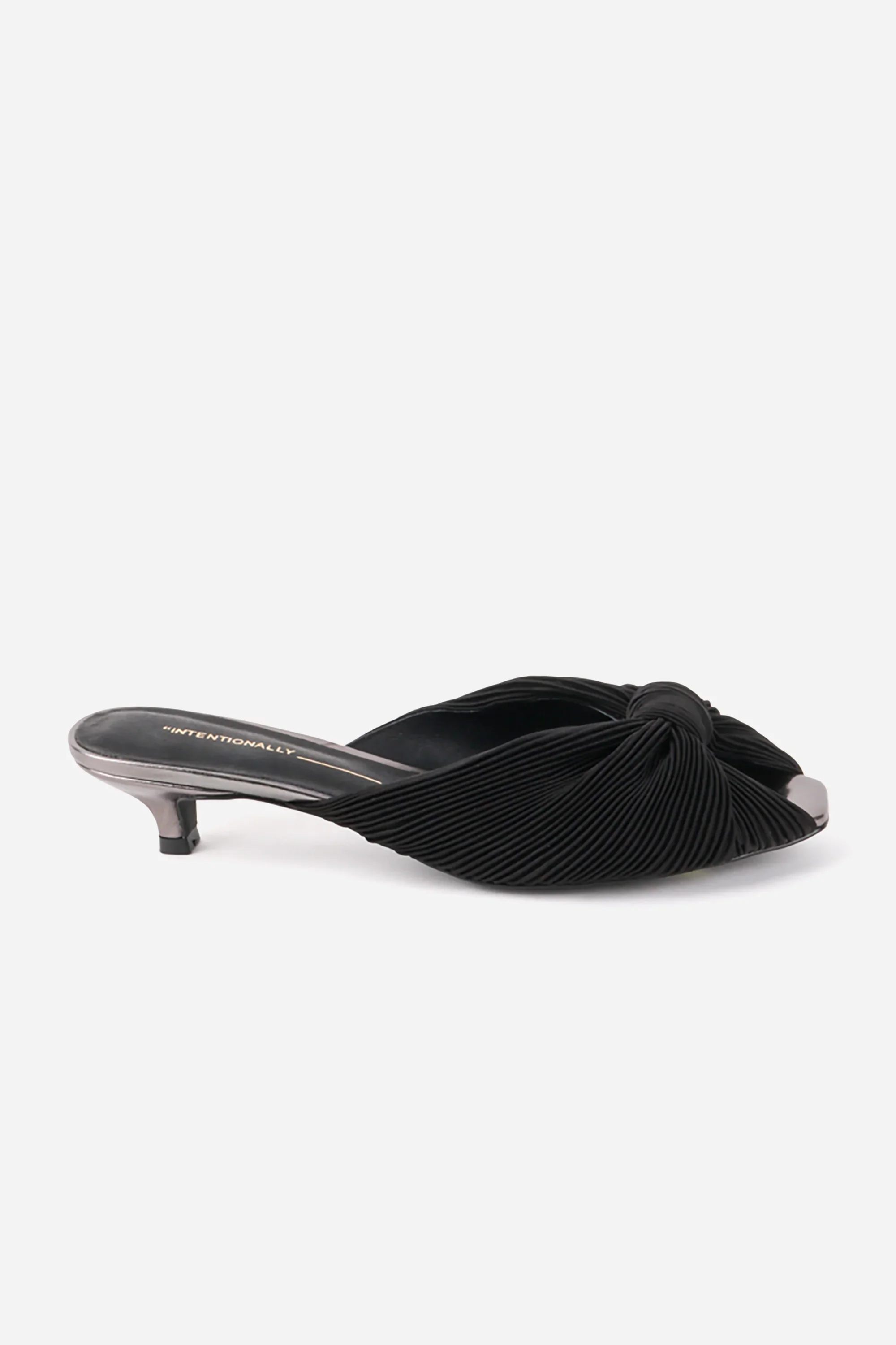 Intentionally Blank Women's Curfew Black