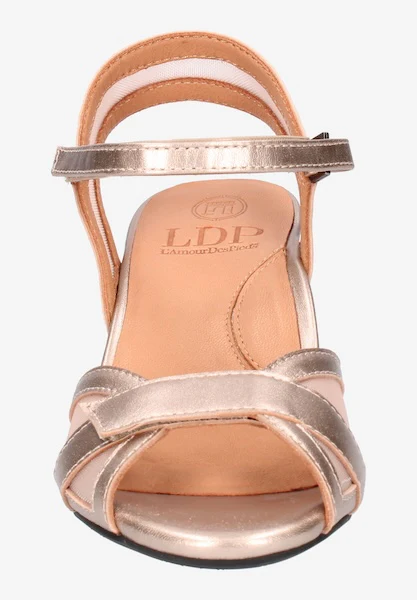 L'Amour Des Pieds Women's Mahiya Champagne Met Nappa - Image 4