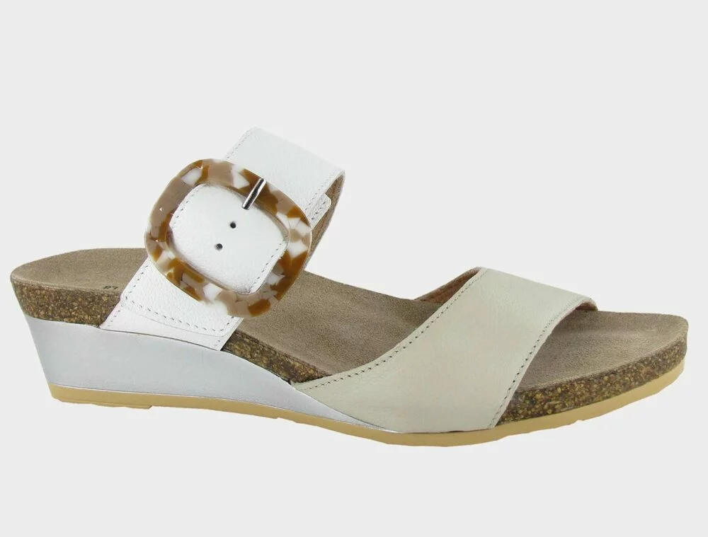 Naot Women’s Kingdom Soft Ivory Soft White Leather