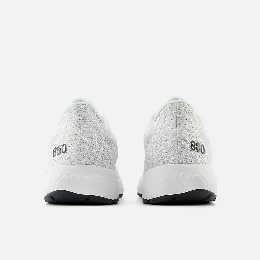 New Balance Men’s Fresh Foam X M880W13 White Granite Silver Metallic - Image 5