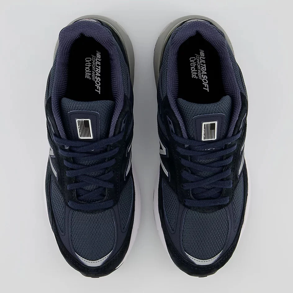New Balance Women's 990 v5 Navy - Image 6
