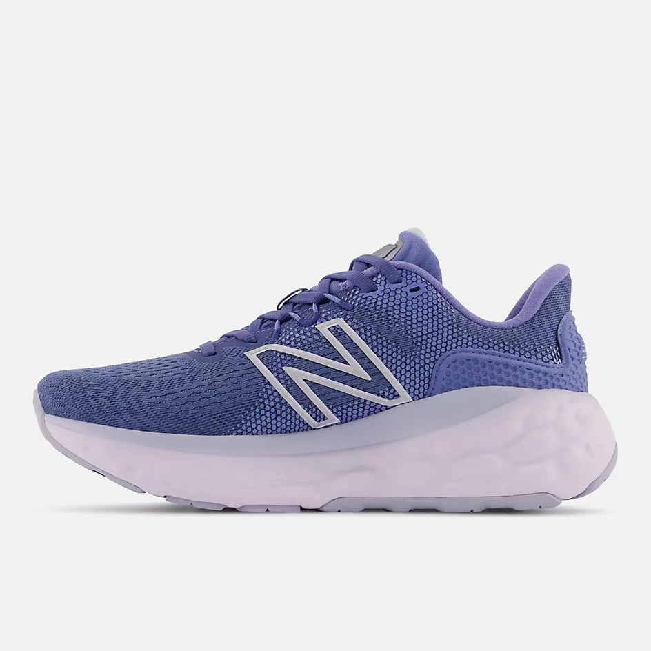 New Balance Women's WMORNA3 Fresh Foam More v3 Night Sky Libra - Image 3