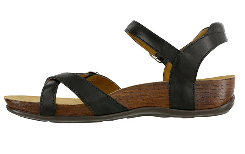 SAS Women's Pampa Toe Loop Sandal Black - Image 2